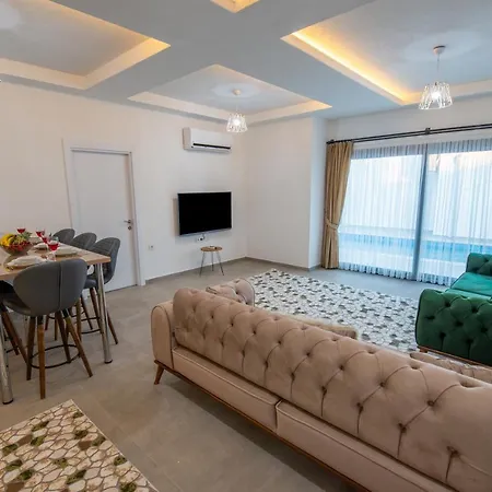 Tomatoo2 Holiday home *